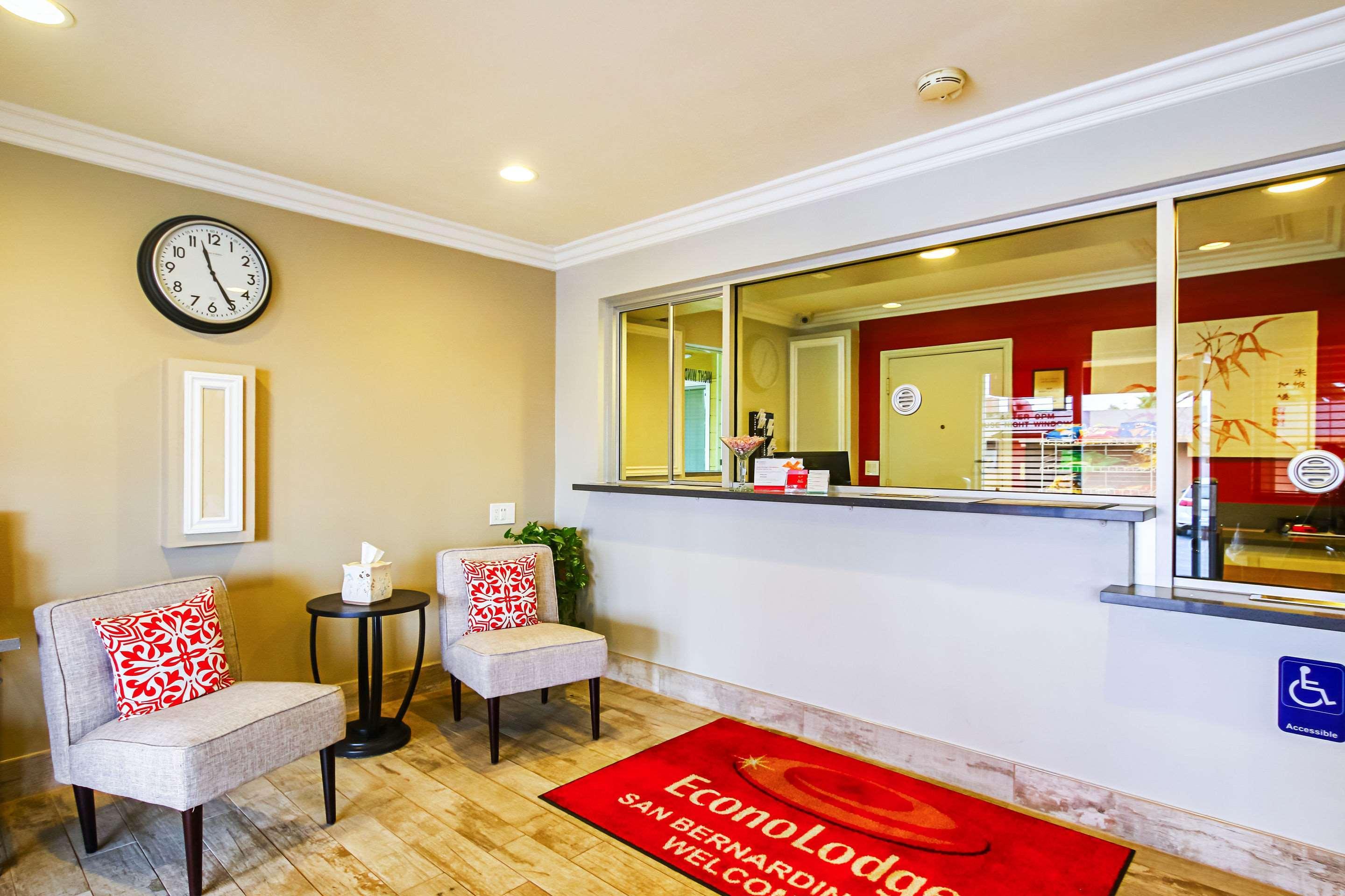 Econo Lodge San Bernardino I-215 מראה חיצוני תמונה