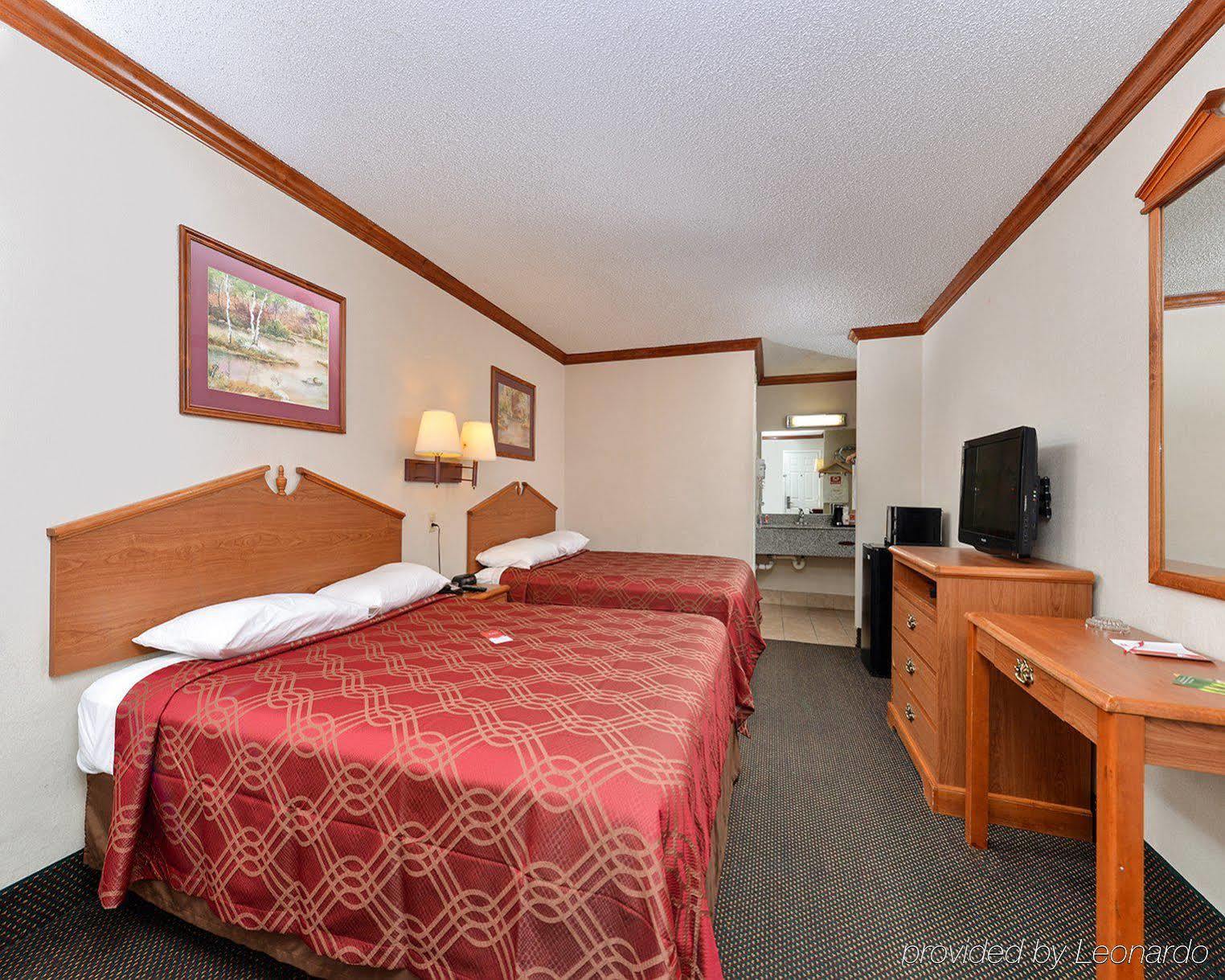 Econo Lodge San Bernardino I-215 מראה חיצוני תמונה