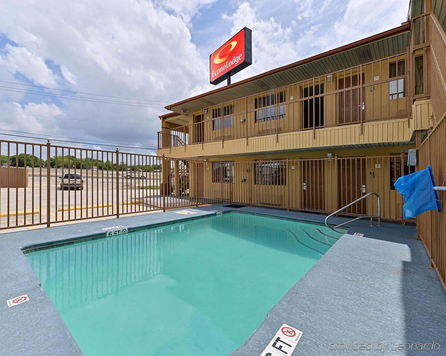 Econo Lodge San Bernardino I-215 מראה חיצוני תמונה